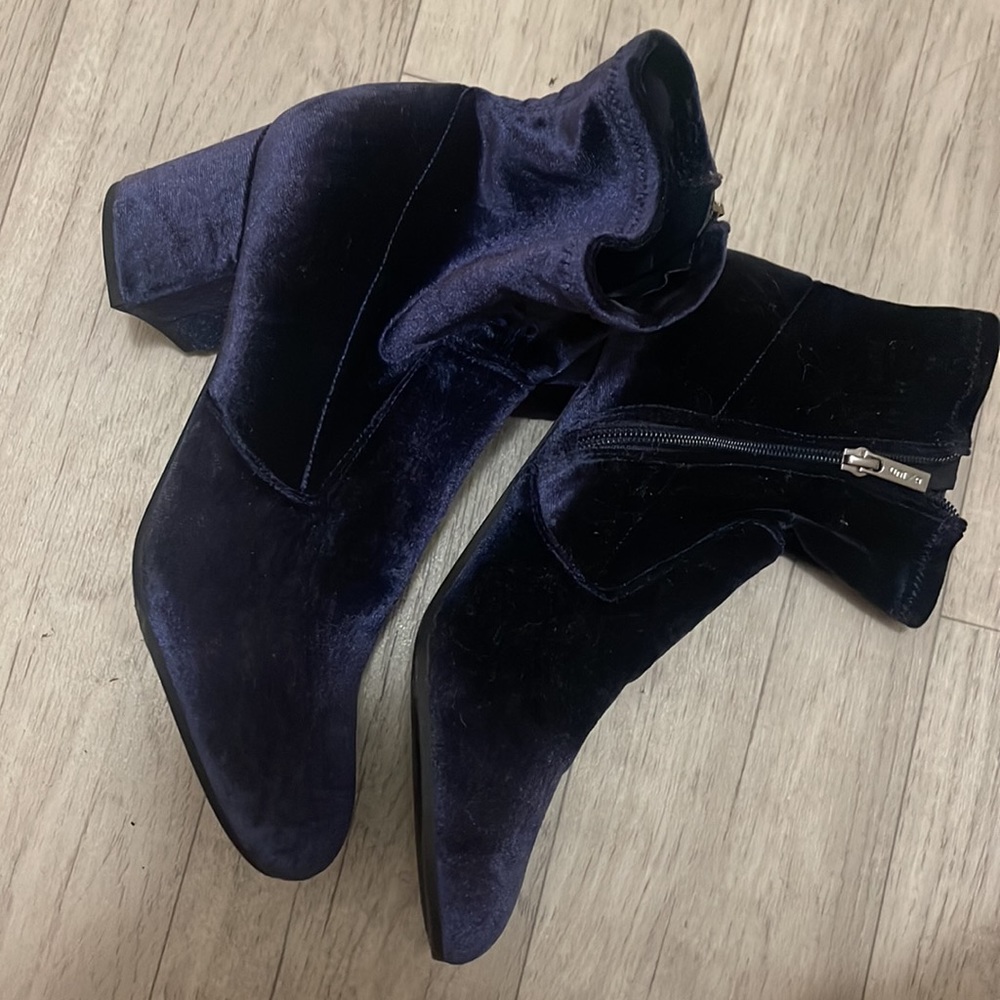 🔵Unisa crushed velvet like bootie ankle heel 8 - Picture 4 of 6
